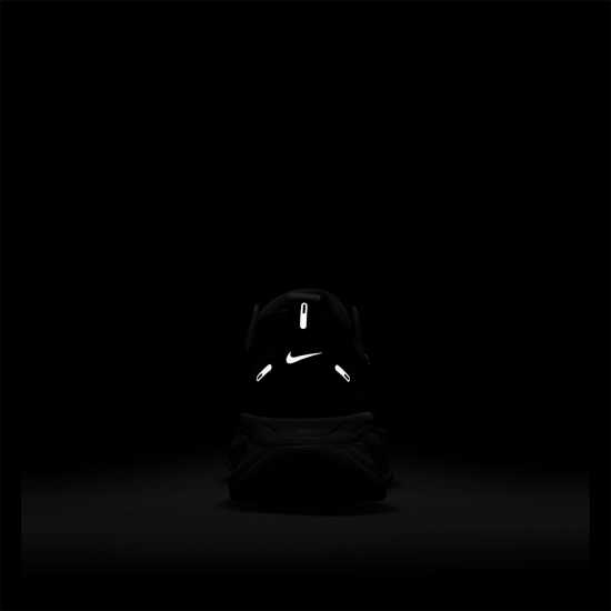 Nike Мъжки Обувки За Бягане Vomero 18 Road Running Shoes Mens Черно/Бяло Мъжки маратонки