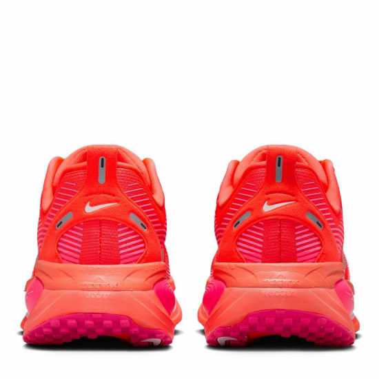 Маратонки за бягане Nike Vomero 18 Road Running Shoes Womens Brt/Wht-Hyp Pnk Nike Vomero 18 Road Running Shoes Womens Brt/Wht-Hyp Pnk Дамски маратонки за бягане