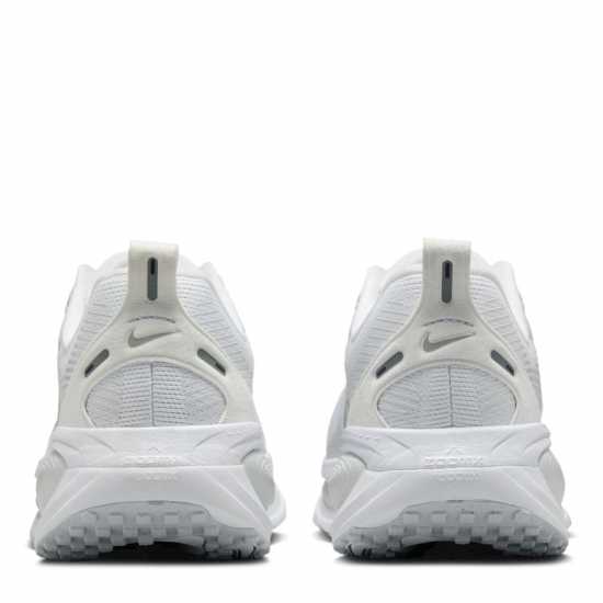 Nike Vomero 18 Road Running Shoes Womens Бяло/Металик Маратонки за бягане