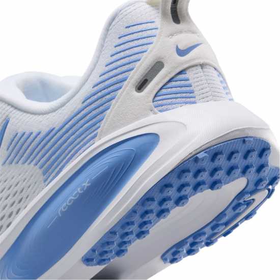 Nike Vomero 18 Trainers Juniors Бяло/Кралски пулс 