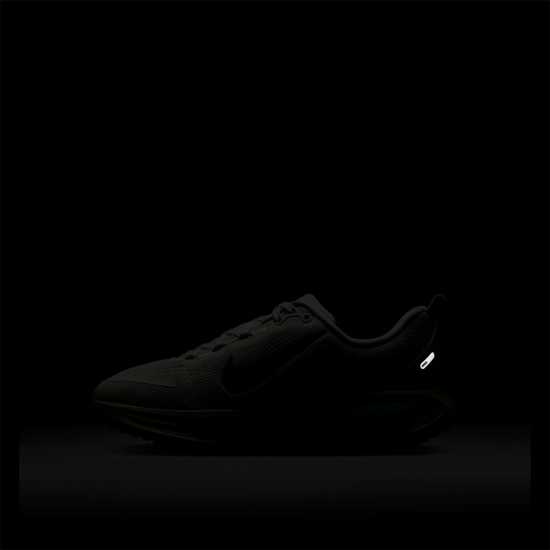 Детски маратонки Nike Vomero 18 Trainers Juniors Бяло/Волт Nike Vomero 18 Trainers Juniors Бяло/Волт Детски маратонки