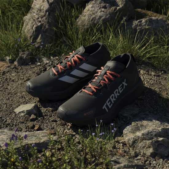 Мъжки туристически обувки Adidas Маратонки За Бягане По Пътеки Agravic Gore-Tex Trail Running Shoes Черно Adidas Маратонки За Бягане По Пътеки Agravic Gore-Tex Trail Running Shoes Черно Мъжки туристически обувки