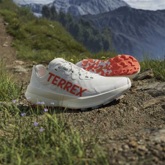 Adidas Маратонки За Бягане По Пътеки Terrex Agravic Speed Trail Running Shoes Woens Бяло/Оранжево Дамски туристически сандали