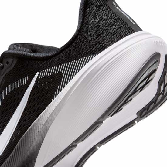 Nike Kids Pegasis 42 Every Day Running Shoes Black/White Nike Kids Pegasis 42 Every Day Running Shoes Black/White