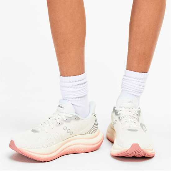 Saucony Triumph 23 Road Running Shoes Womens Saucony Triumph 23 Road Running Shoes Womens