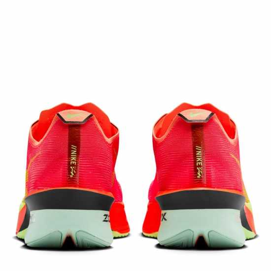 Маратонки за бягане Nike Vaporfly 4 Road Running Shoes Womens Бордово Nike Vaporfly 4 Road Running Shoes Womens Бордово Маратонки за бягане