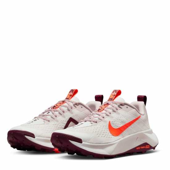 Маратонки за бягане Nike Маратонки За Бягане По Пътеки Wildhorse 10 Trail Running Shoes Womens Sail/Hyer Crims Nike Маратонки За Бягане По Пътеки Wildhorse 10 Trail Running Shoes Womens Sail/Hyer Crims Маратонки за бягане