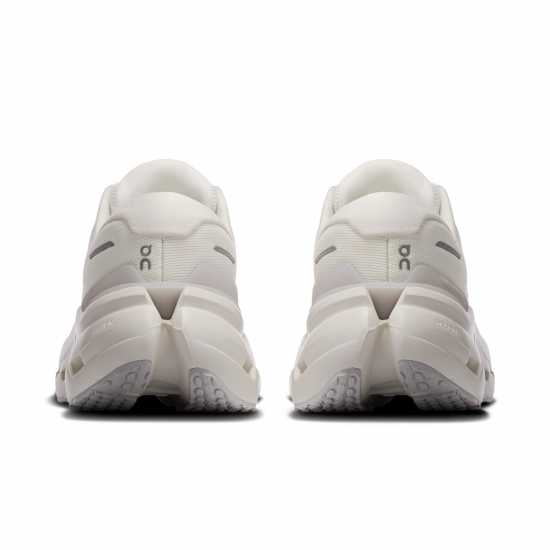 On Cloudrunner 3 Ld10 On Cloudrunner 3 Ld10