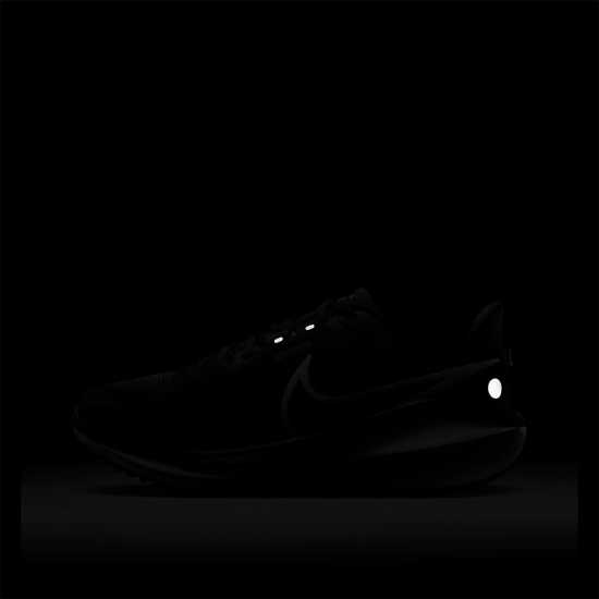 Nike Vomero 17 Women's Road Running Shoes Черно/Бяло Nike Vomero 17 Women's Road Running Shoes Черно/Бяло