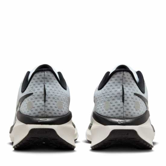 Nike Vomero 17 Women's Road Running Shoes Бяло/Черно Маратонки за бягане