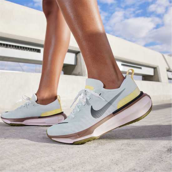 Nike Мъжки Маратонки За Бягане Zoomx Invincible 3 Flyknit Womens Running Shoes Dust/Black Дамски маратонки