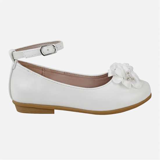 Embroidered Flat Sandal Embroidered Flat Sandal