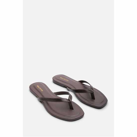 Wheres That From Where’S Flip Flop Sandal With Contrast Stitch Detail Dk Brown PU Wheres That From Where’S Flip Flop Sandal With Contrast Stitch Detail Dk Brown PU