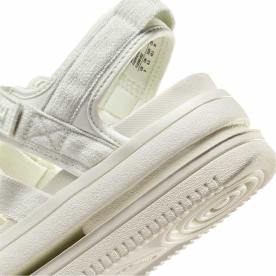 Nike Icon Classic Sndl Se  Дамски сандали и джапанки