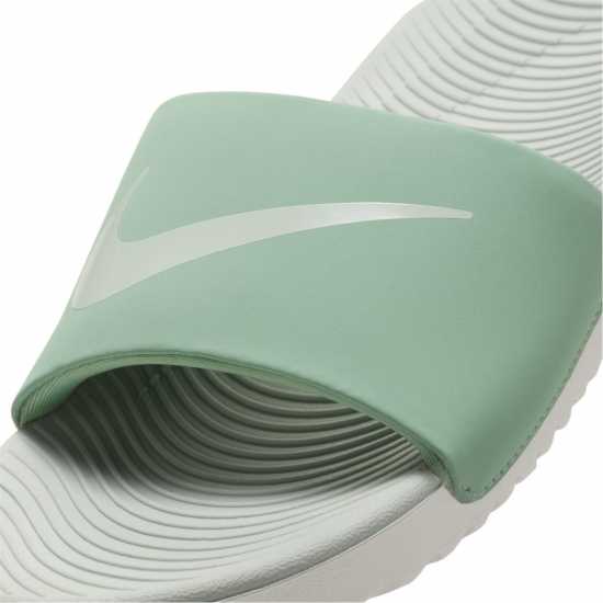 Детски сандали и джапанки Nike Kawa Junior Slides Пара Nike Kawa Junior Slides Пара Детски сандали и джапанки