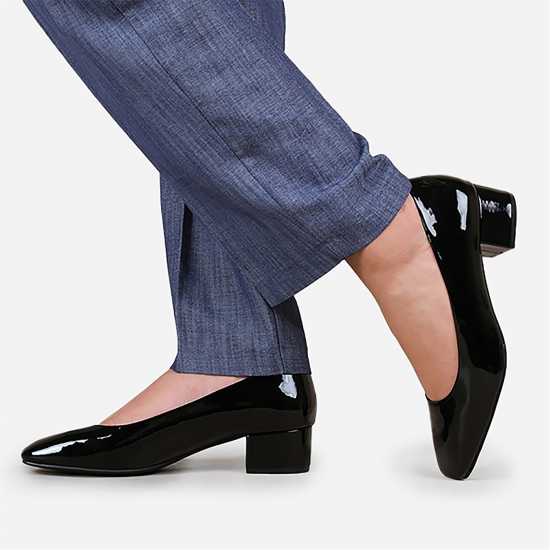 Wheres That From Black Patent Square Toe Block Heels Ladies Черен панталон Дамски обувки