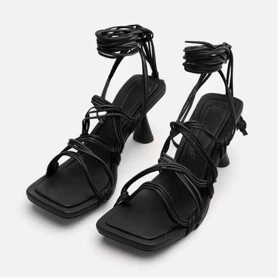 Wheres That From Square Toe Block Heel Court Shoes Черно 