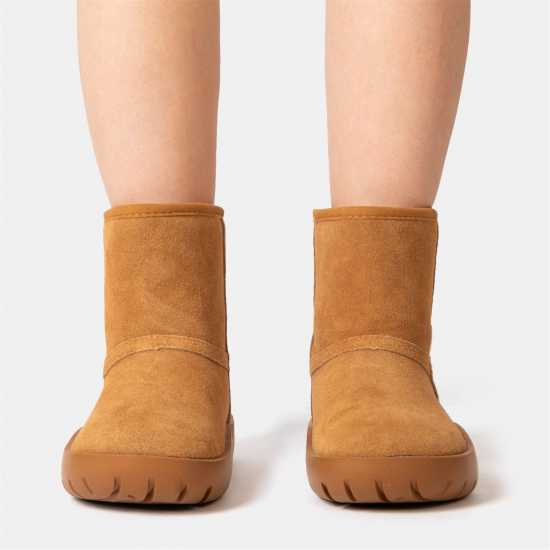 Golddigga Боти Snug Womens Classic Slip On Ankle Boots Chestnut Дамски ботуши