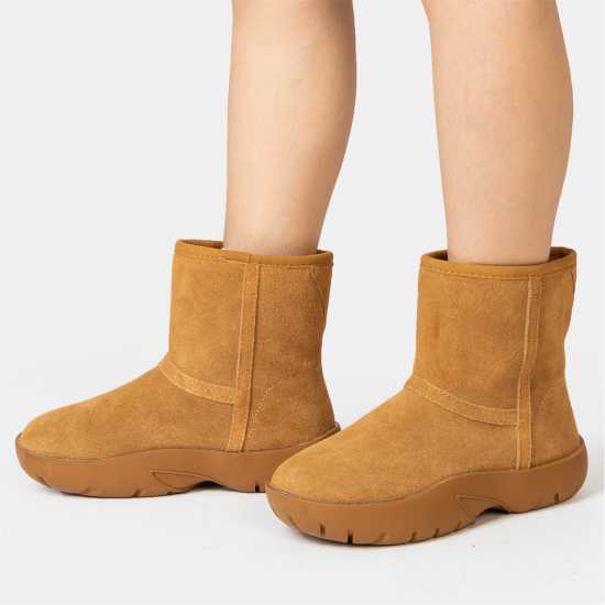 Golddigga Боти Snug Womens Classic Slip On Ankle Boots Chestnut Дамски ботуши