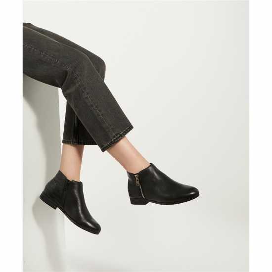 Боти Pond Leather Ankle Boots Боти Pond Leather Ankle Boots