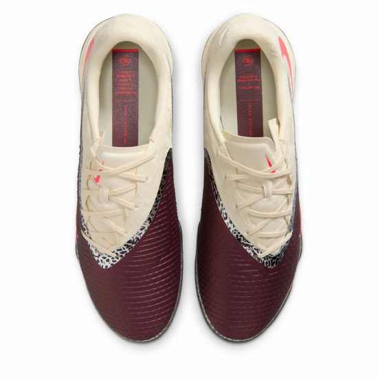 Nike Phantom 6 Low Academy Adults Astro Turf Football Boots Nike Phantom 6 Low Academy Adults Astro Turf Football Boots