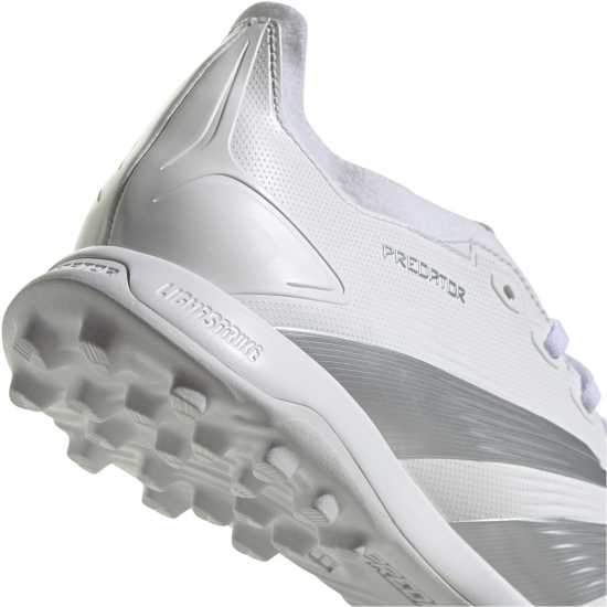 Мъжки футболни бутонки Adidas Predator 24 League Low Turf Football Boots White/Silver Adidas Predator 24 League Low Turf Football Boots White/Silver Мъжки футболни бутонки