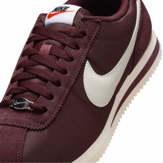 Nike Cortez Textile Runners Womens Бордово Смъстяване Nike Cortez Textile Runners Womens Бордово Смъстяване