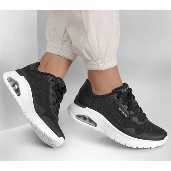 Skechers Hot Melt And Mesh Fashion Runners Черно/Бяло Skechers Hot Melt And Mesh Fashion Runners Черно/Бяло