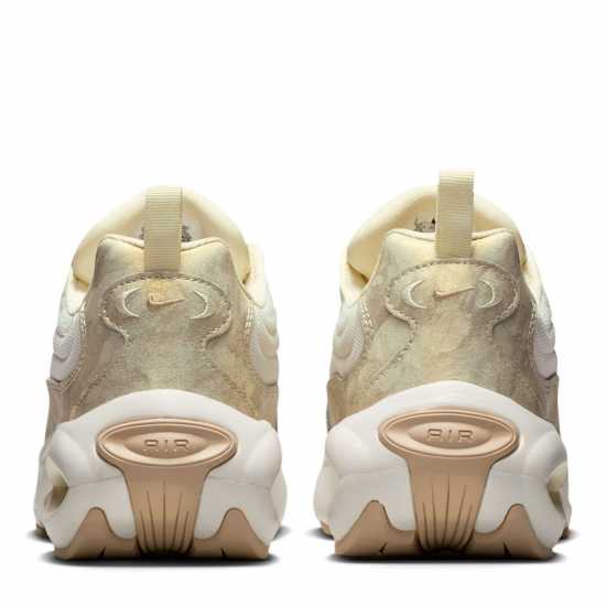 Nike Women's Trainers Coconut Milk 
