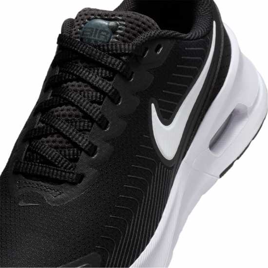 Nike Max Nuaxis Черно/Бяло Дамски маратонки