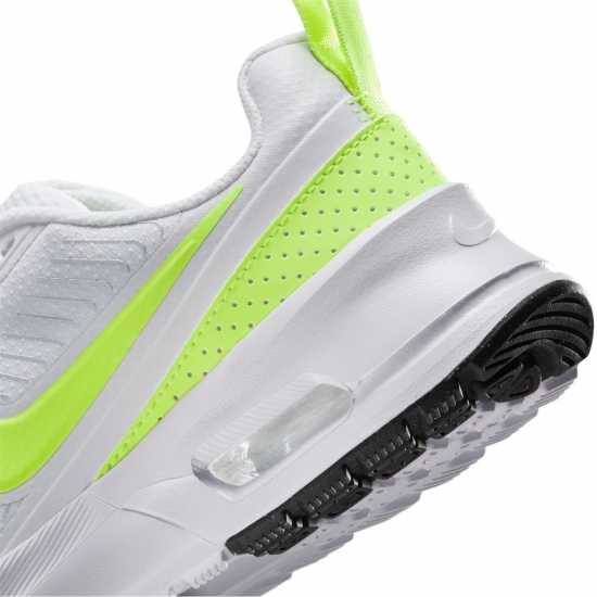 Nike Max Nuaxis Бяло/Черно Дамски маратонки