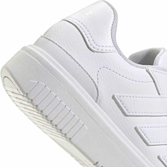 Дамски маратонки Adidas Courtblock Trainers Три бяло Adidas Courtblock Trainers Три бяло Дамски маратонки