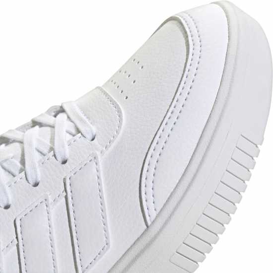 Дамски маратонки Adidas Courtblock Trainers Три бяло Adidas Courtblock Trainers Три бяло Дамски маратонки