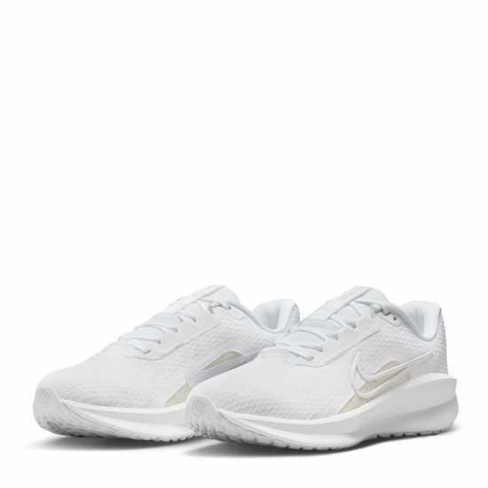 Nike Downshifter 13 Women's Road Running Shoes Три бяло Nike Downshifter 13 Women's Road Running Shoes Три бяло