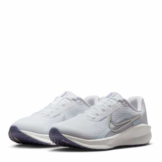 Nike Downshifter 13 Women's Road Running Shoes White/Metallic Nike Downshifter 13 Women's Road Running Shoes White/Metallic