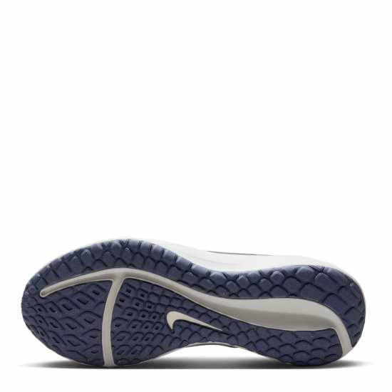 Nike Downshifter 13 Women's Road Running Shoes White/Metallic Nike Downshifter 13 Women's Road Running Shoes White/Metallic