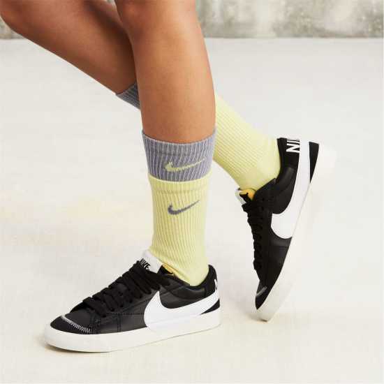 Nike Blazer Low 77  - Дамски маратонки