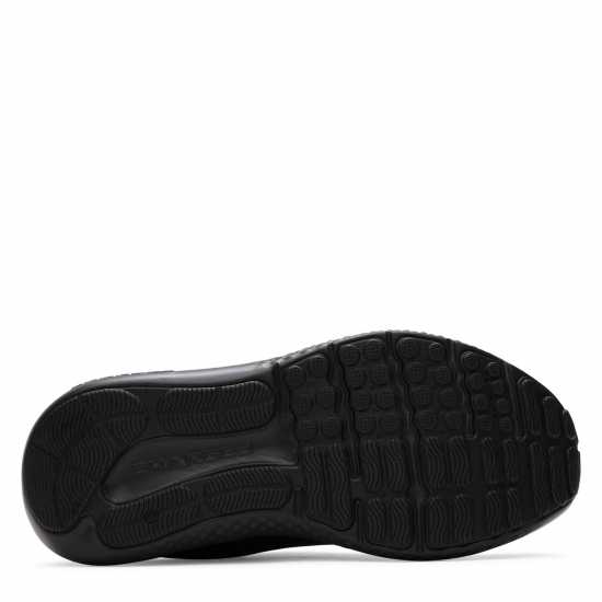 Under Armour Surge 4 Running Shoes Womens Трикратно черно Under Armour Surge 4 Running Shoes Womens Трикратно черно