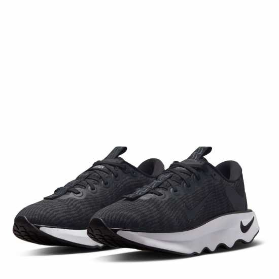 Дамски маратонки Nike Motiva Women's Walking Shoes Черно/Бяло Nike Motiva Women's Walking Shoes Черно/Бяло Дамски маратонки