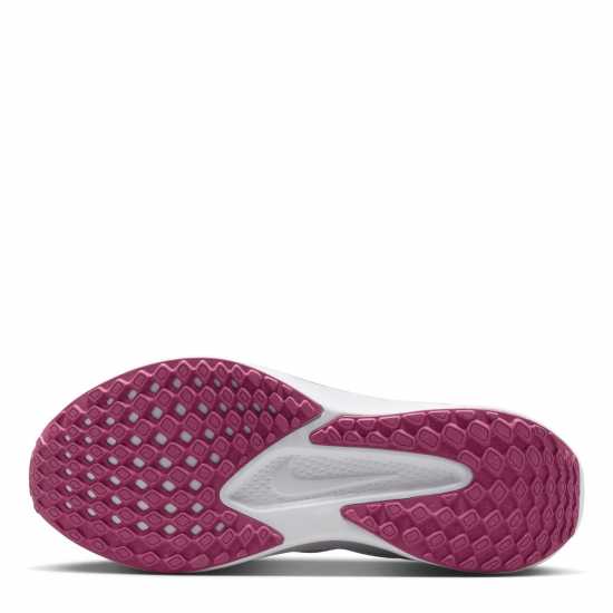 Nike Quest 6 Womens Road Running Shoes Бяло/Сладка Цвекло 