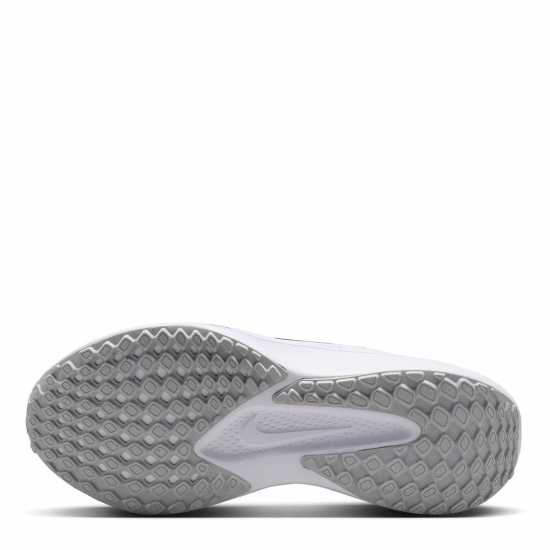 Nike Quest 6 Womens Road Running Shoes White/Black 