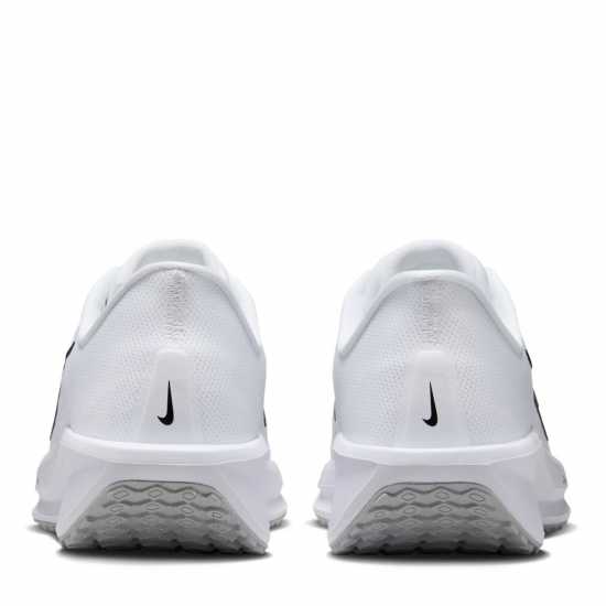 Nike Quest 6 Womens Road Running Shoes White/Black 