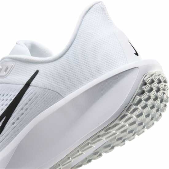 Nike Quest 6 Womens Road Running Shoes White/Black 