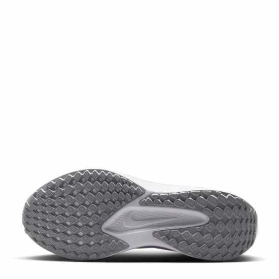Nike Quest 6 Womens Road Running Shoes Платина Виолетова Найк Обувки