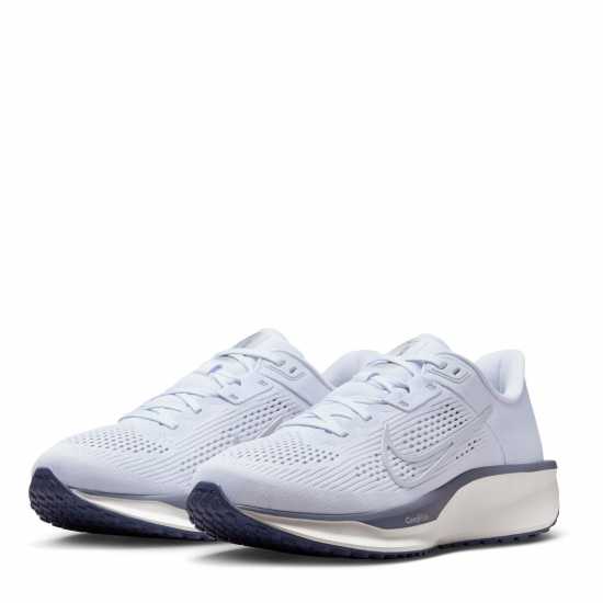 Nike Quest 6 Womens Road Running Shoes Футболен сив Nike Quest 6 Womens Road Running Shoes Футболен сив