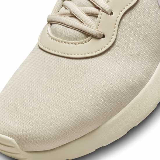 Nike Tanjun Refine Woman's Shoes Пясък/Розово Дамски маратонки