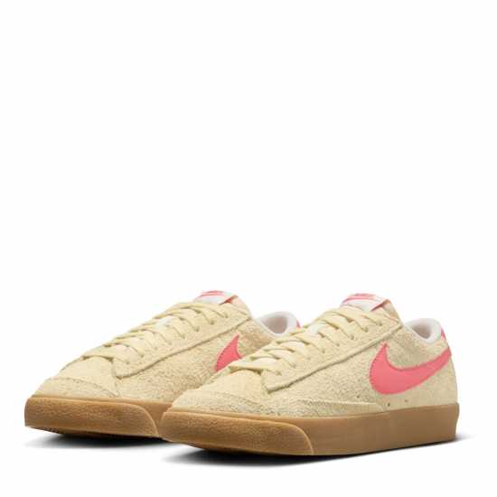 Nike Ниски Маратонки Blazer Low Trainers Womens Зелено/Жълто/Бяло 