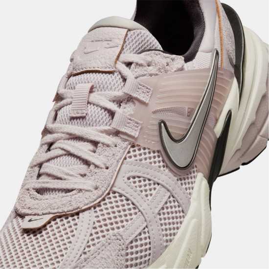 Nike V2K Runner Shoes Womens Nike V2K Runner Shoes Womens