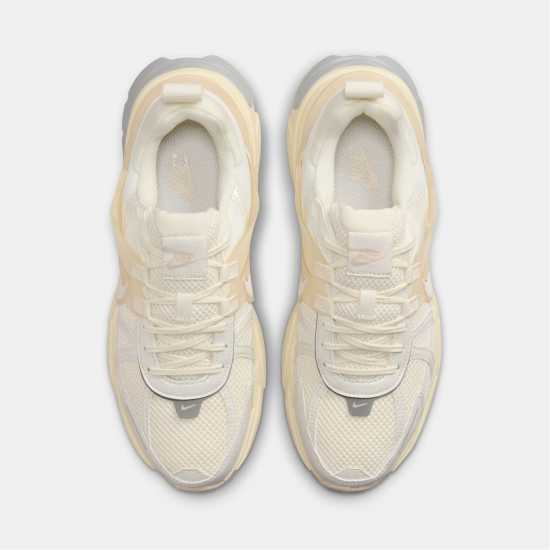 Nike V2K Runner Shoes Womens Nike V2K Runner Shoes Womens