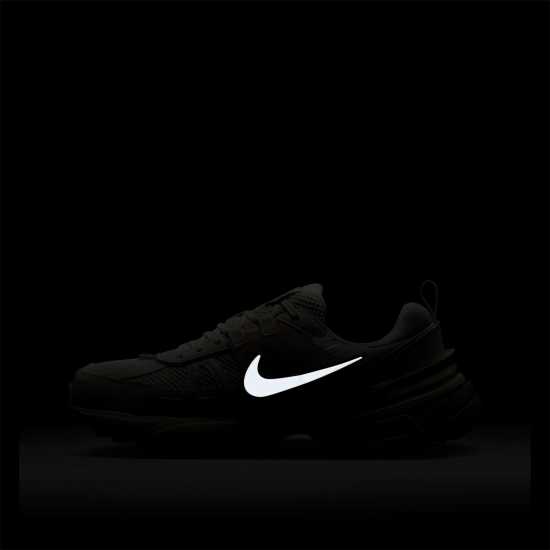 Nike V2K Runner Shoes Womens Nike V2K Runner Shoes Womens